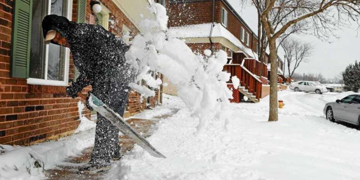 5 Benefits of Hiring Professionals for Snow Removal