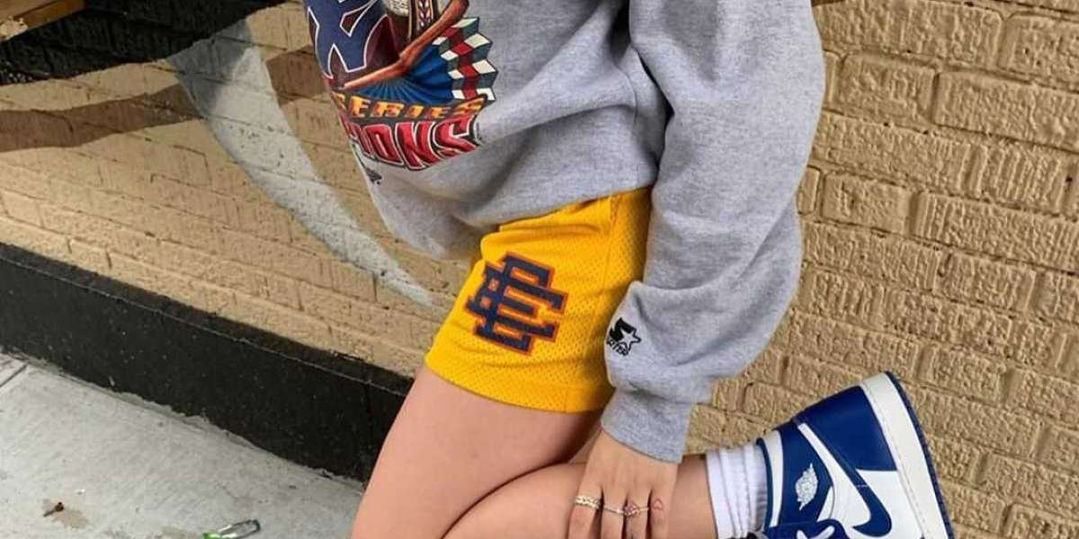 Why EE Shorts Are Popular Among Sneakerheads