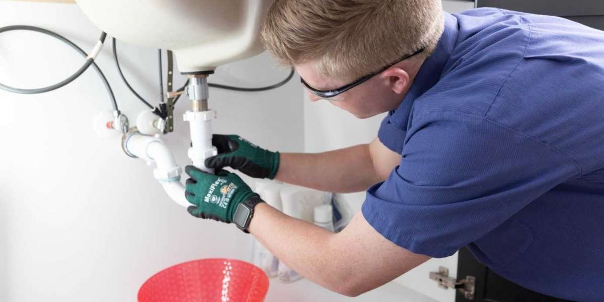 Plumbing Contractor: The Key to Reliable and Professional Plumbing Services