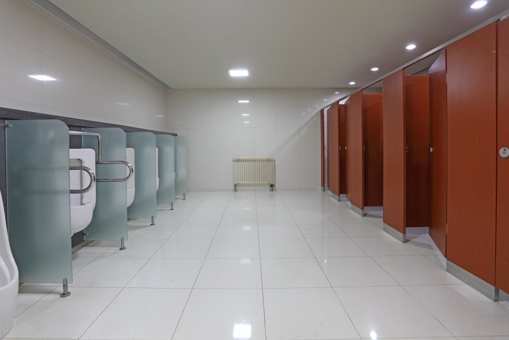 3 Essential Factors to Consider When Choosing Toilet Cubicles – Auto Parts